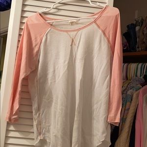 White and pink waffle-patterned long sleeve Tee